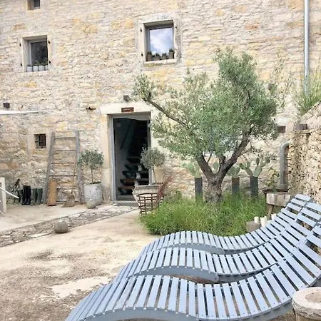 Petit 19th Century Casa, Casa Maggiolina, Istria Juršići