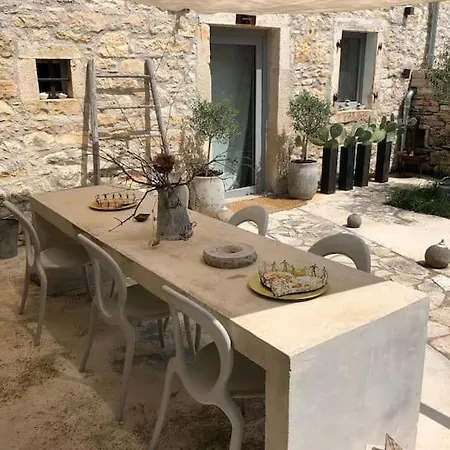 Petit 19th Century Casa, Casa Maggiolina, Istria Jursici